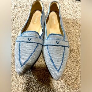 Nearly new Vivaia shoes